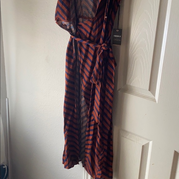 Dress - Picture 12 of 12